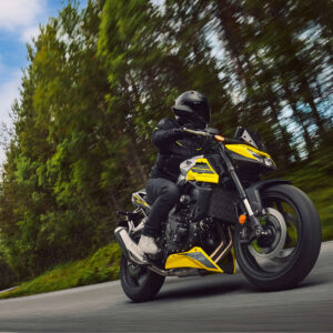 HONDA CB750 HORNET